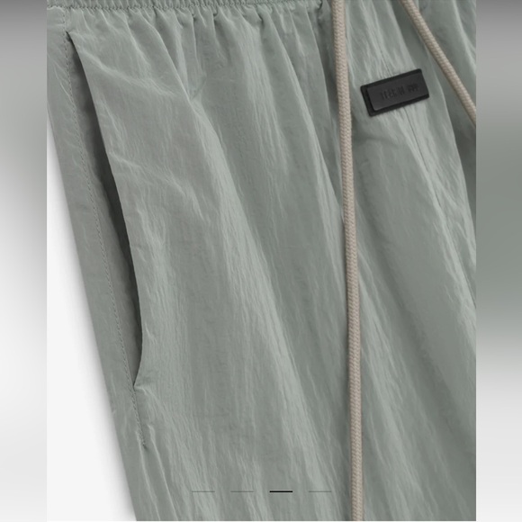 Fear of God Essentials Womens Crinkle Nylon Trackpant in Seal - Picture 3 of 5